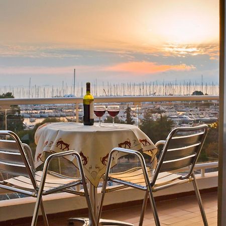 Marina Alimos Hotel Apartments Athènes Extérieur photo