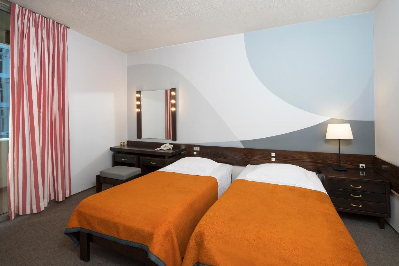 Marina Alimos Hotel Apartments Athènes Extérieur photo